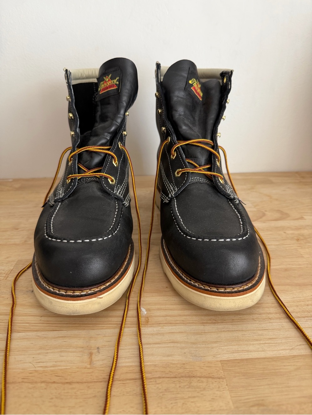 Thorogood Heritage Black Moc Toe Work Boots - Classic Lace-Up